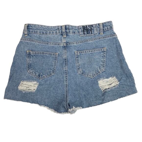 PrettyLittleThing Blue Denim High Rise Distressed Frayed Raw Hem Jean Shorts 6 - Picture 2 of 4